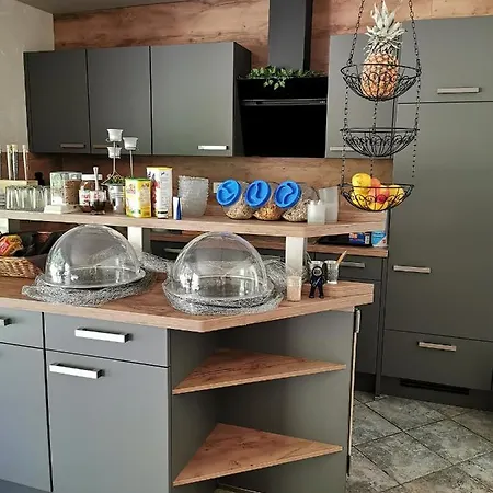 Am Waldrand Konukevi Mosbach (Neckar-Odenwald)