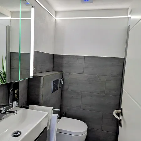 Konukevi Am Waldrand 3*